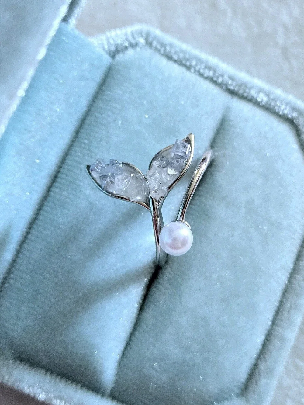 La Meno Fluke (Whale's🐋 Tail) and Freshwater Pearl Bypass Ring💍 - NIB - Picture 15 of 16